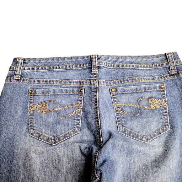 New Directions Weekend Rhinestone Sequin Embroidered Pocket Straight Blue Jeans - Picture 6 of 10